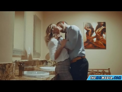 ❤️ Cando unha loura tetona seduce nun baño público ❤️❌ Porno fb na pornografía gl.sexflashgame.ru ❌❤